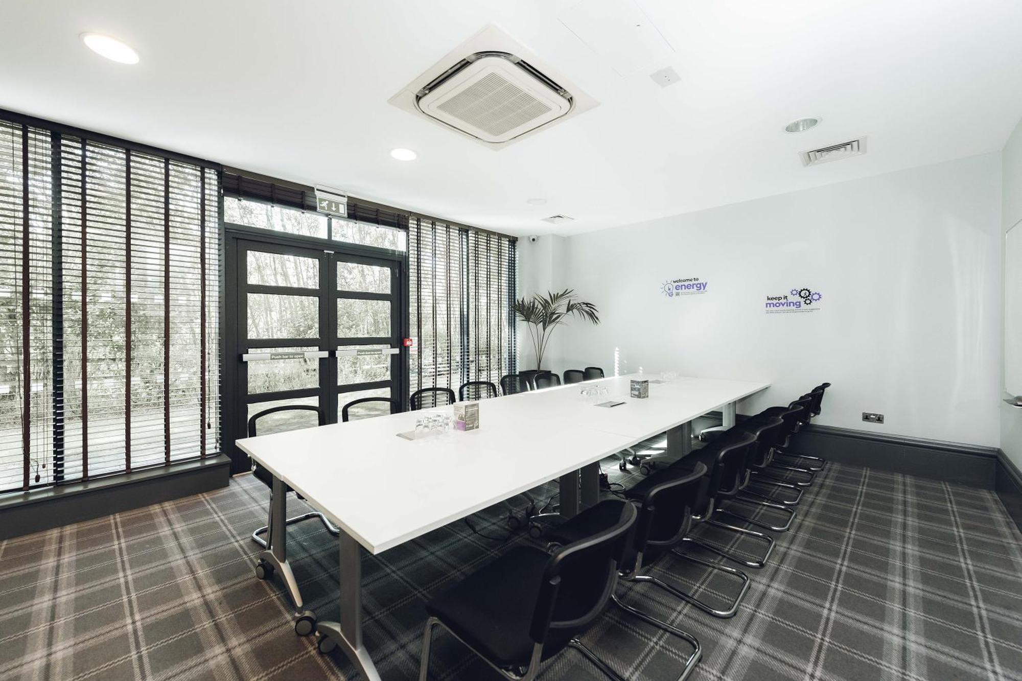Village Hotel Manchester Ashton Экстерьер фото