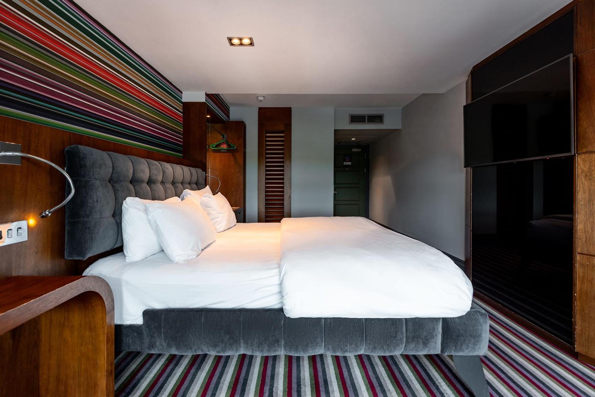 Village Hotel Manchester Ashton Экстерьер фото