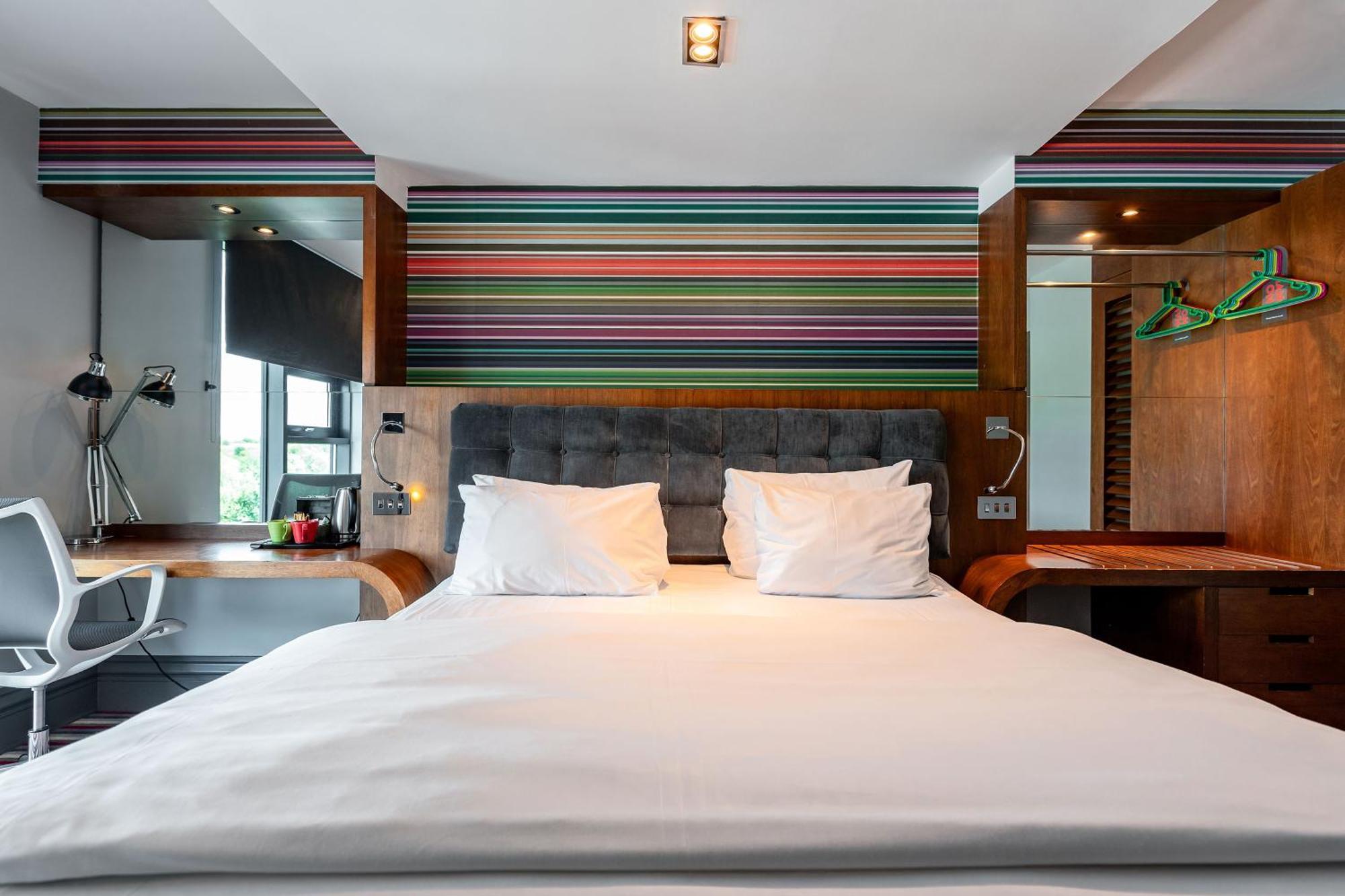 Village Hotel Manchester Ashton Экстерьер фото