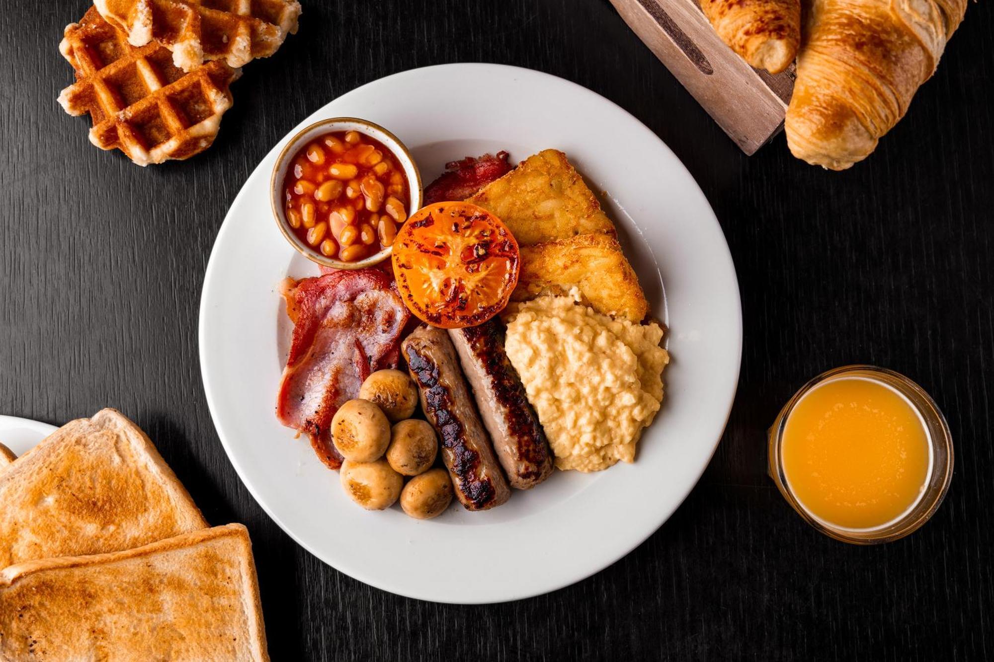 Village Hotel Manchester Ashton Экстерьер фото