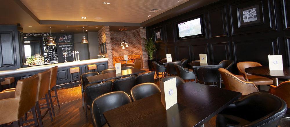 Village Hotel Manchester Ashton Экстерьер фото