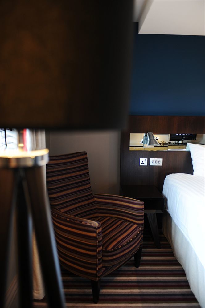 Village Hotel Manchester Ashton Экстерьер фото
